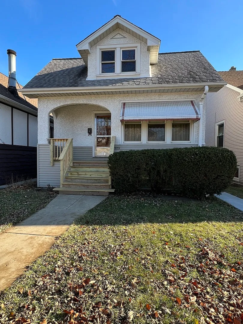 5139 N Kolmar Ave photo 1