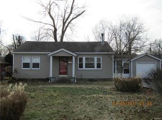 613 S Douglas Ave, Belleville, IL