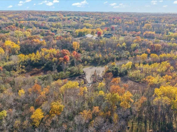 24 Lynn Ct, Prior Lake, MN 55372