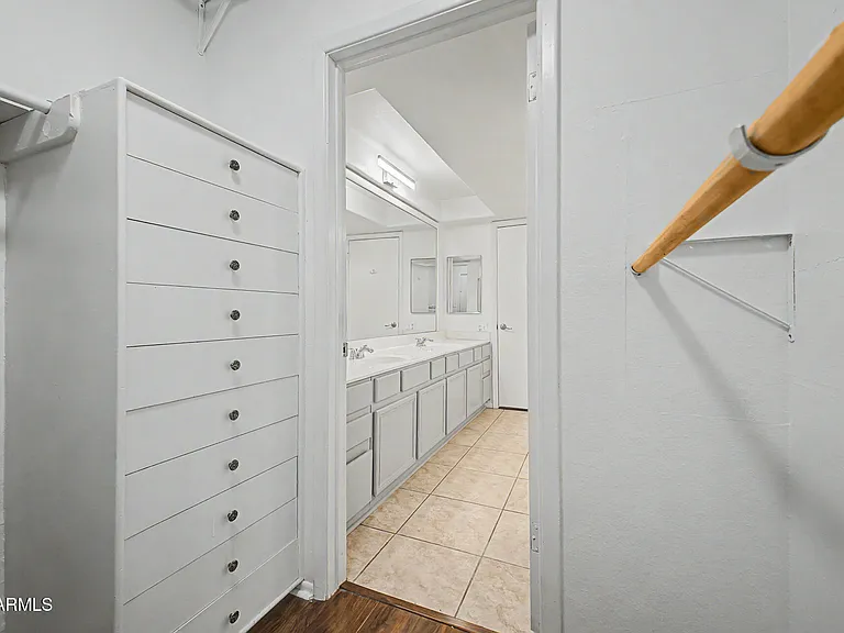 3734 E Montecito Ave — Photo 22