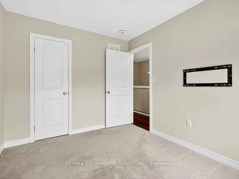 377 Glancaster Rd #16 — Photo 35