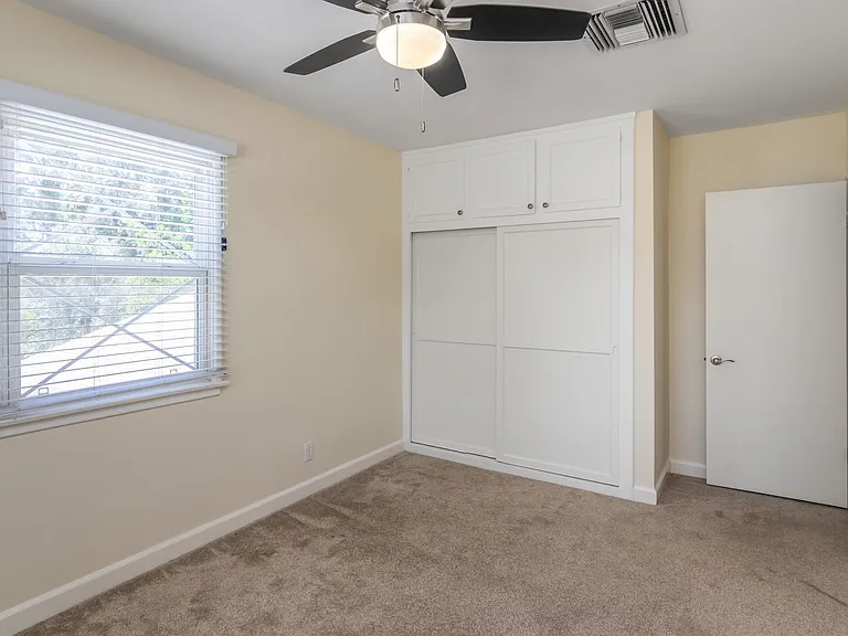 22436 Avenue San Luis — Photo 14