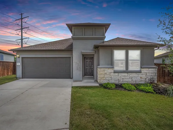 104 Stinchcomb Rd, Hutto, TX 78634