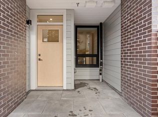 13777 75a Ave #117, Surrey, BC V3W 0E8