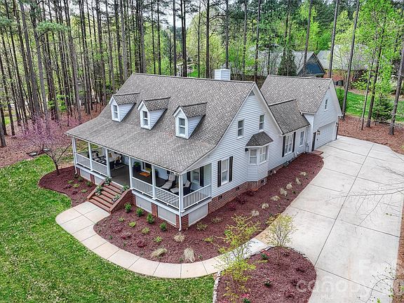 5th image of 271 Beaten Path Rd