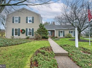 32 Plymouth Cir, Hershey, PA 17033