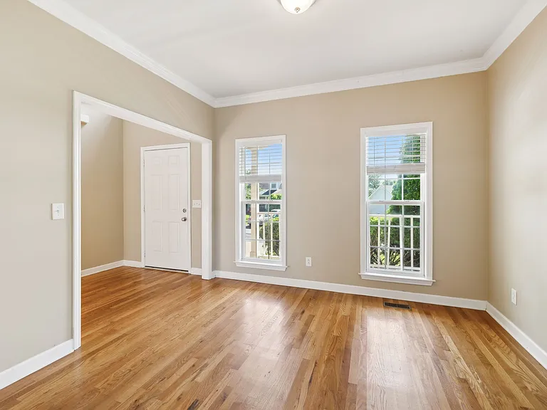 1030 Persimmon Dr — Photo 15