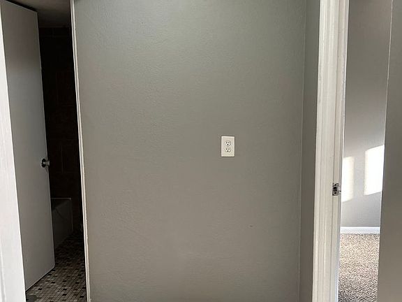 4th image of 1036 Forest Ct APT 2