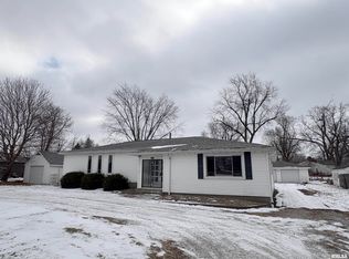 2177 Washington Rd, Washington, IL 61571