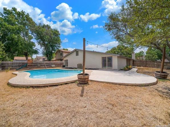 3501 FOREST GLADE ST, San Antonio, TX 78247