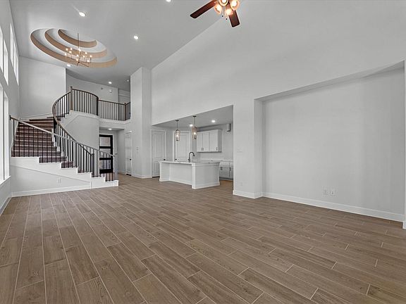 3rd image of 1106 Mills Cove Dr