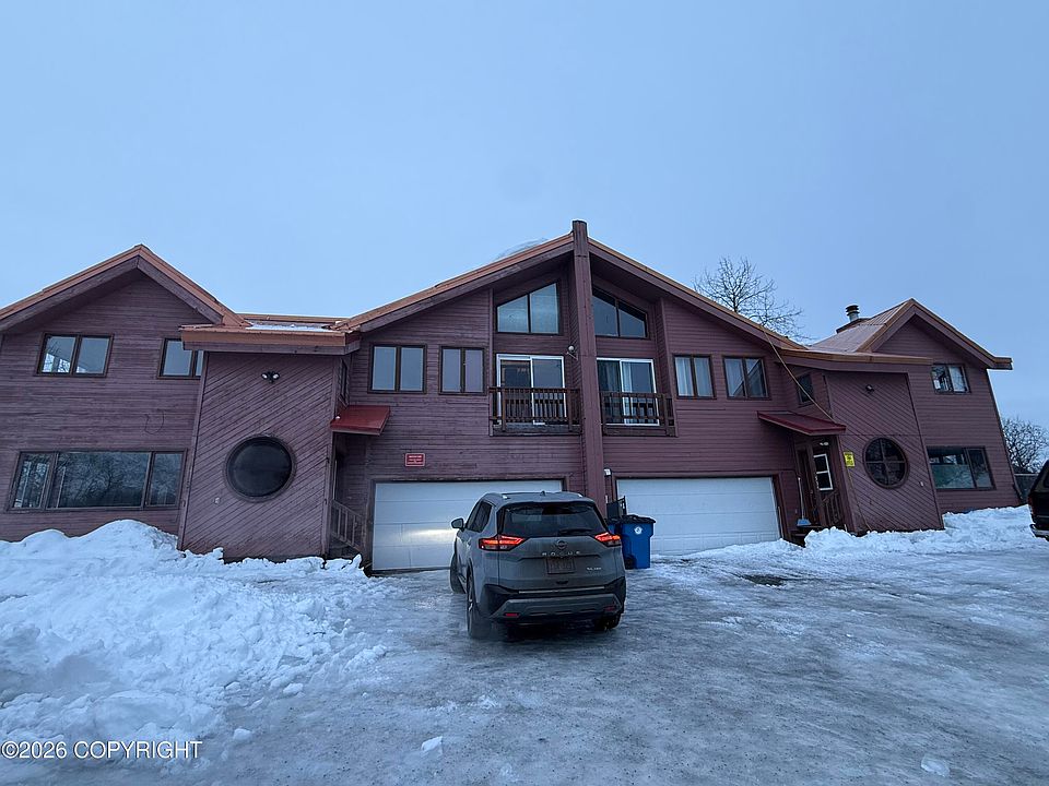 1st image of 545/555 Clark Ave