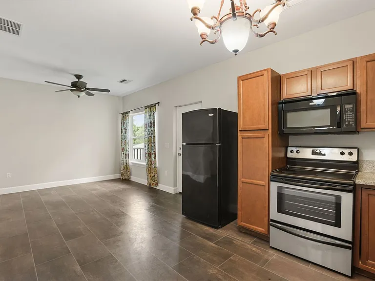 5554 Palm Lake Cir — Photo 47