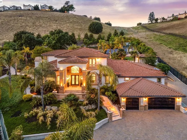 44126 Paseo Padre Pkwy, Fremont, CA 94539