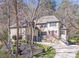 2755 Long Lake Ct NE, Roswell, GA 30075
