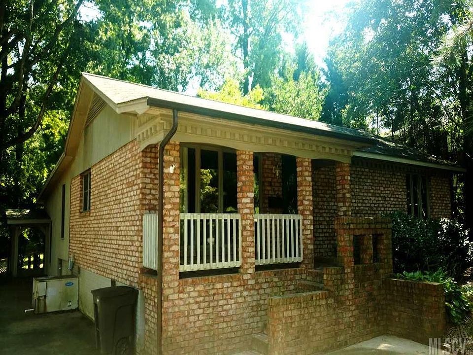 1st image of 214 Fieldstone Cir