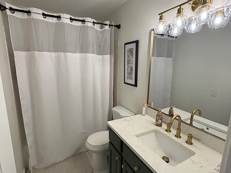6504 Old Carriage Ln — Photo 3