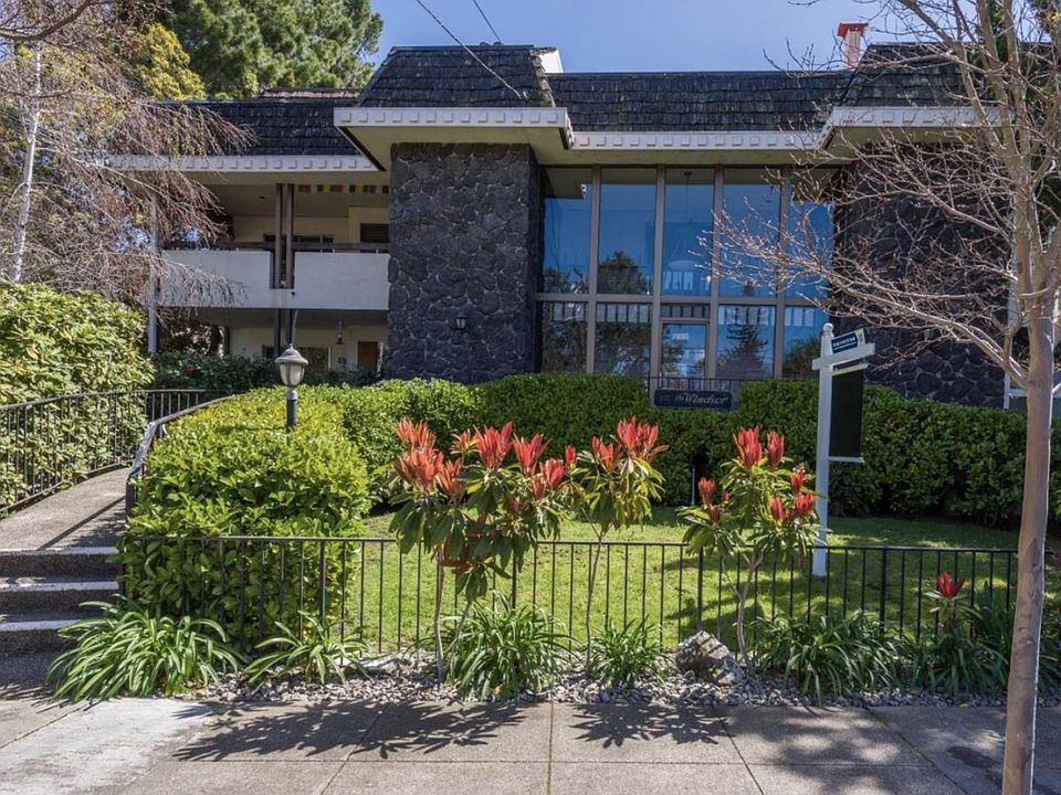 Exterior - Front Building