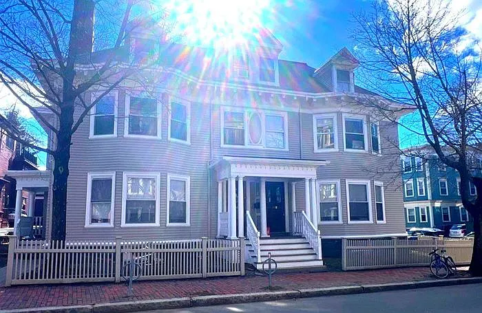 354 Harvard St
