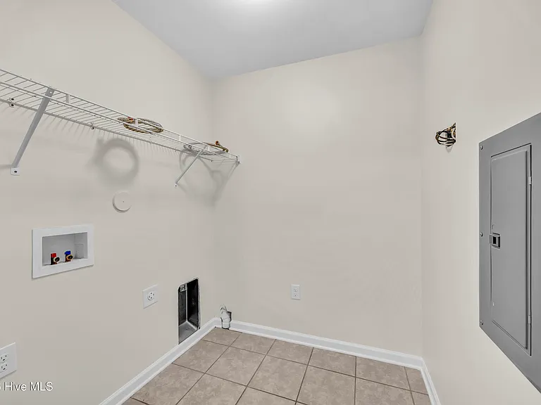 4429 Jay Bird Cir #103 — Photo 13