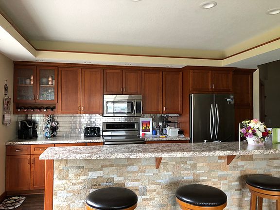 3rd image of 2 Washington St #12G