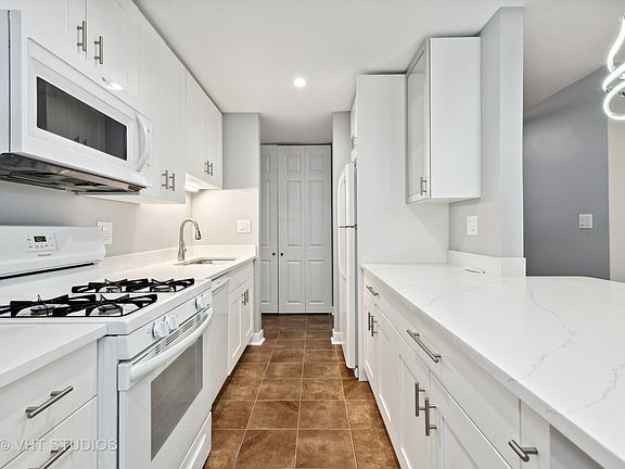 4th image of 1107 S Old Wilke Rd APT 205