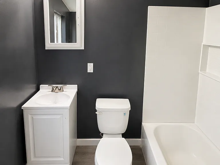 1133 Maryland Ave #4 — Photo 12