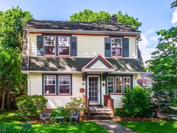 6 Hathaway Pl