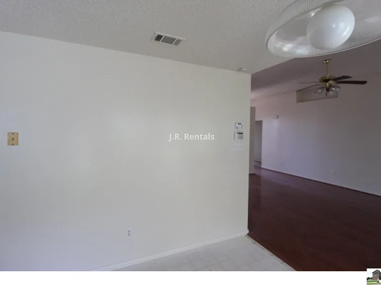 3615 Coral Bay Ln — Photo 51