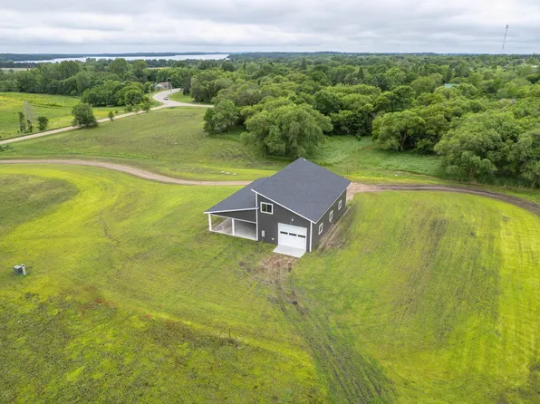 41565 Thunder Rd, Clitherall, MN 56524