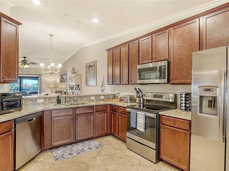 5537 Palmer Cir #201 — Photo 21