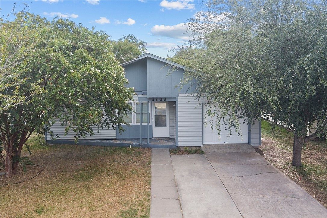 1809 N McKinley St, Beeville, TX 78102 MLS 423885 Zillow