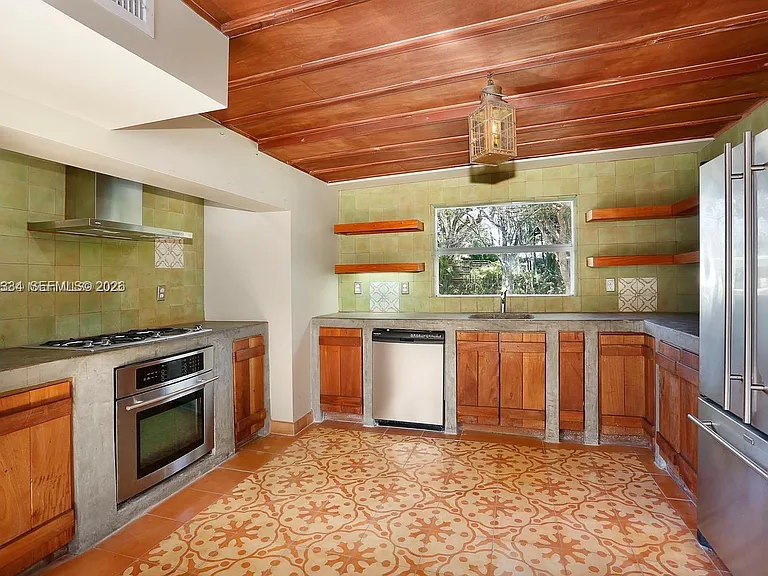 6116 SW 46th Ter — Photo 3