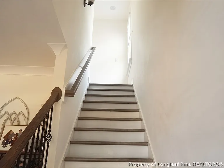 486 Falls Creek Dr — Photo 11