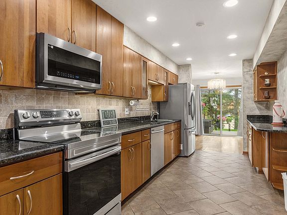 2nd image of 8316 Highpoint Cir Unit F