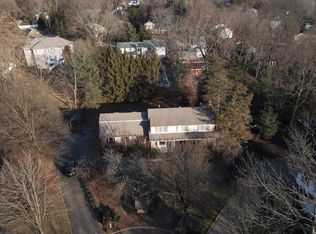 209 Mikell Ln, River Vale, NJ 07675