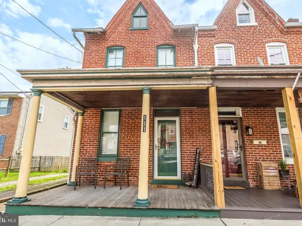 111 S 8th St, Columbia, PA 17512