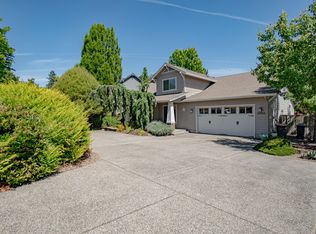3752 Cherry Ln, Medford, OR