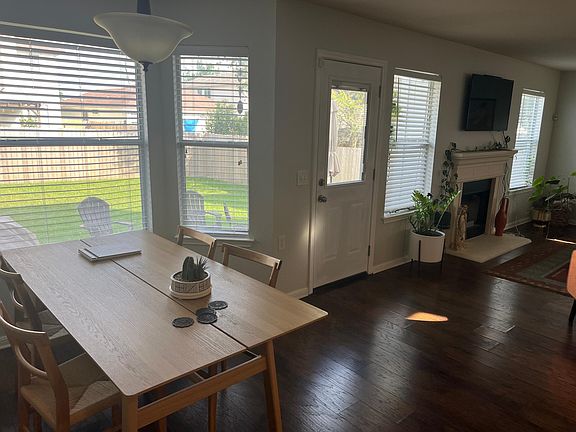 5th image of 5213 Hutchinson Dr