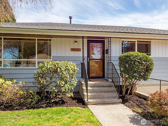 3rd image of 9432 13th Avenue SW