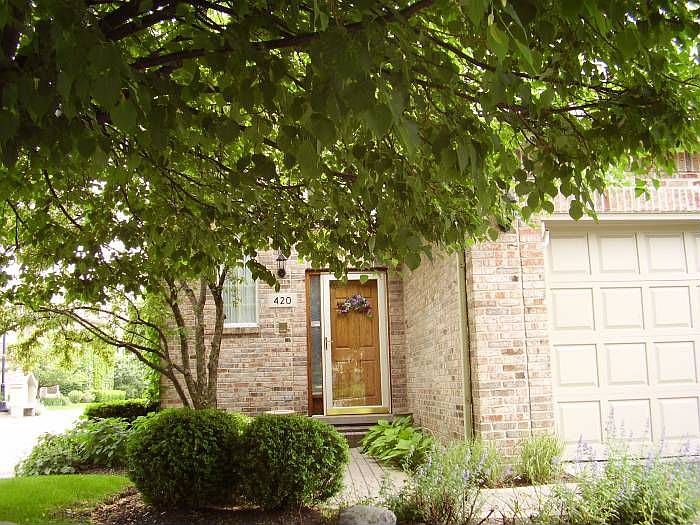 1st image of 420 Ashbury Dr