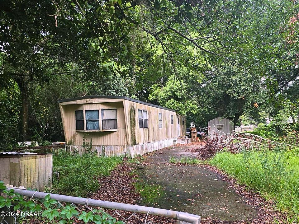 2nd image of 2854 Bay Ave