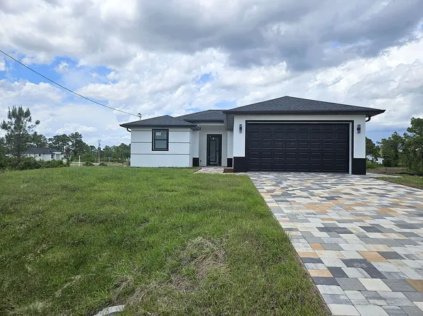 1109 Cove St E, Lehigh Acres, FL 33974