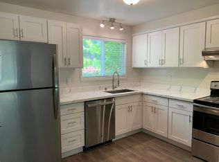 354 NW Edvard St #A, Poulsbo, WA 98370