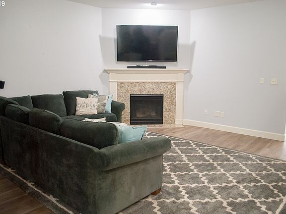 5th image of 16415 SE Pyrite St
