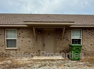 901 SE 3rd St, Hoxie, AR 72433