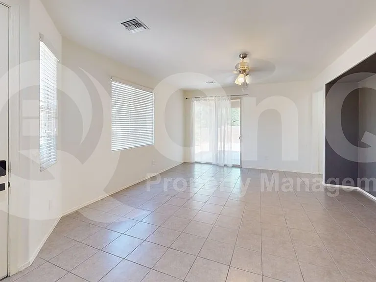 6729 E Neptune Cove Rd — Photo 6