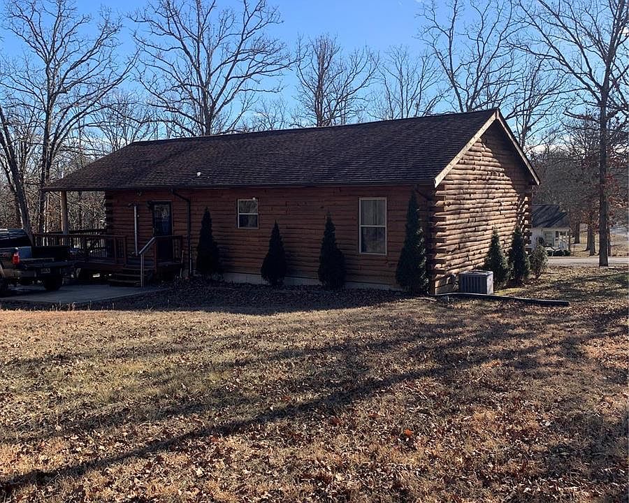 1st image of 1557 Lakeshore Dr