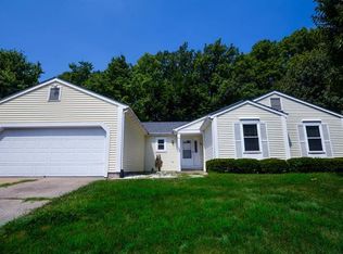 1050 Woods Way, O Fallon, IL 62269