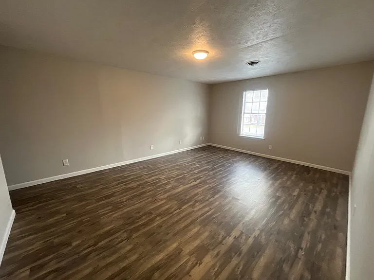 294 Tinker Hill Cv #D — Photo 6